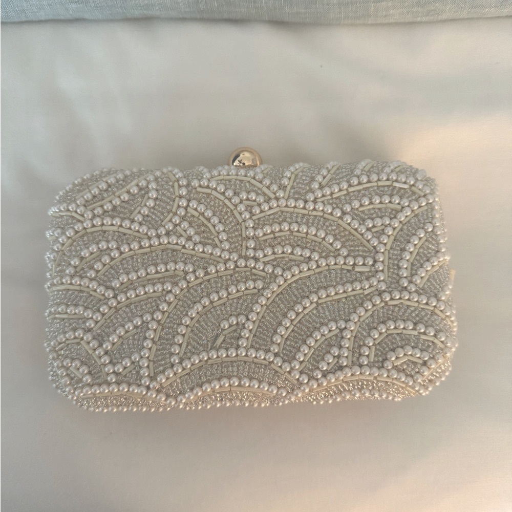 Elegant Pearl-Embellished Clutch Wedding Clutch